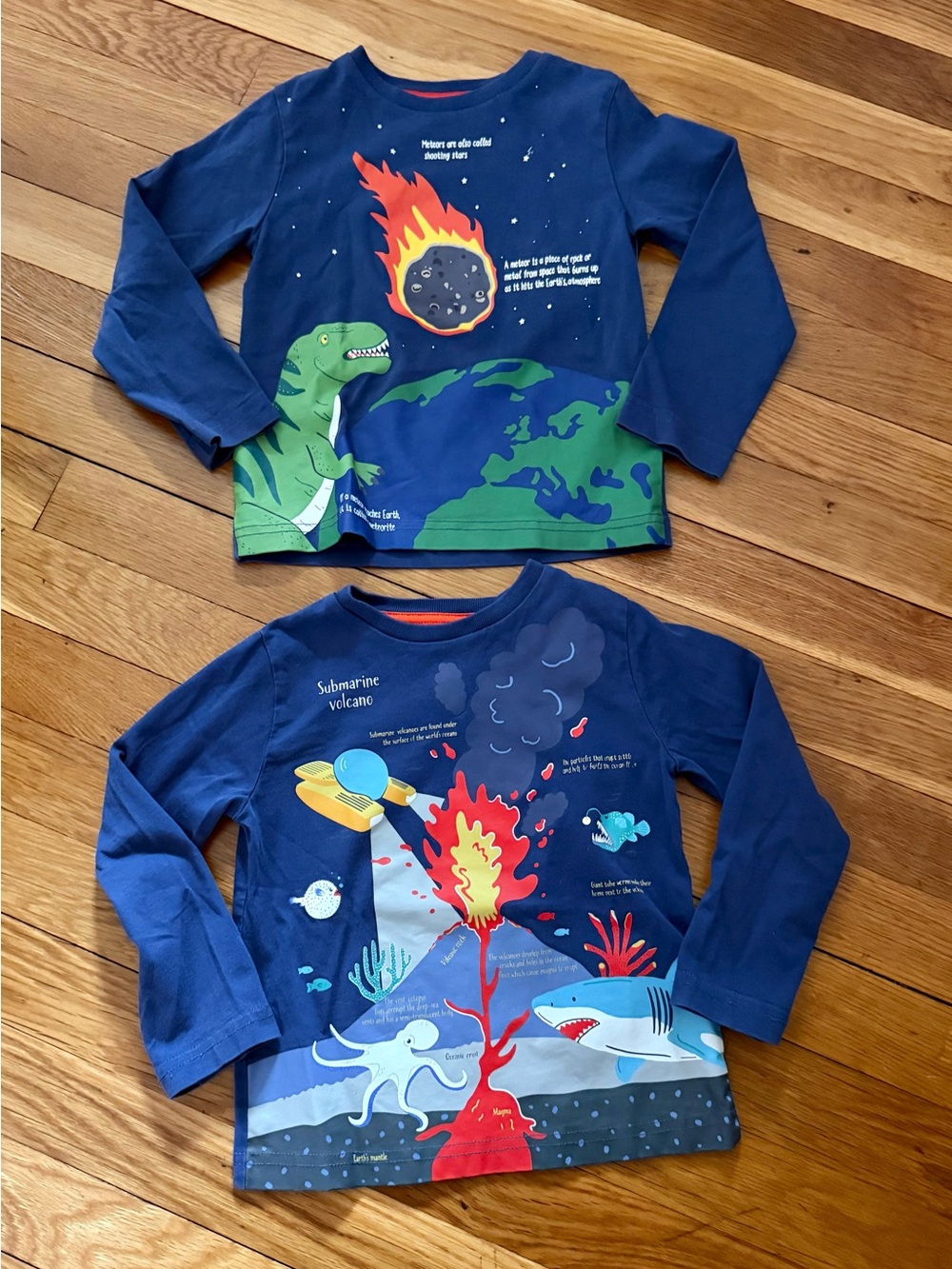 Bundle of two Mini Boden 2-3Y Educational Shirts: meteors and submarine volcano